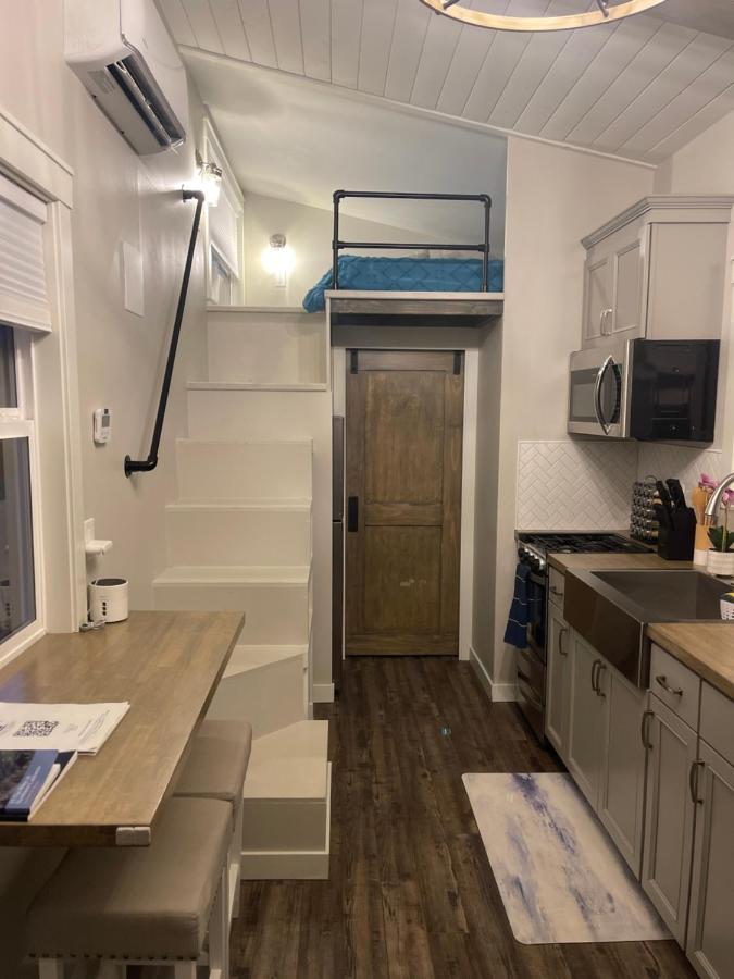 Апартаменты Casavagos Tiny House Мак-Кинливилл Экстерьер фото
